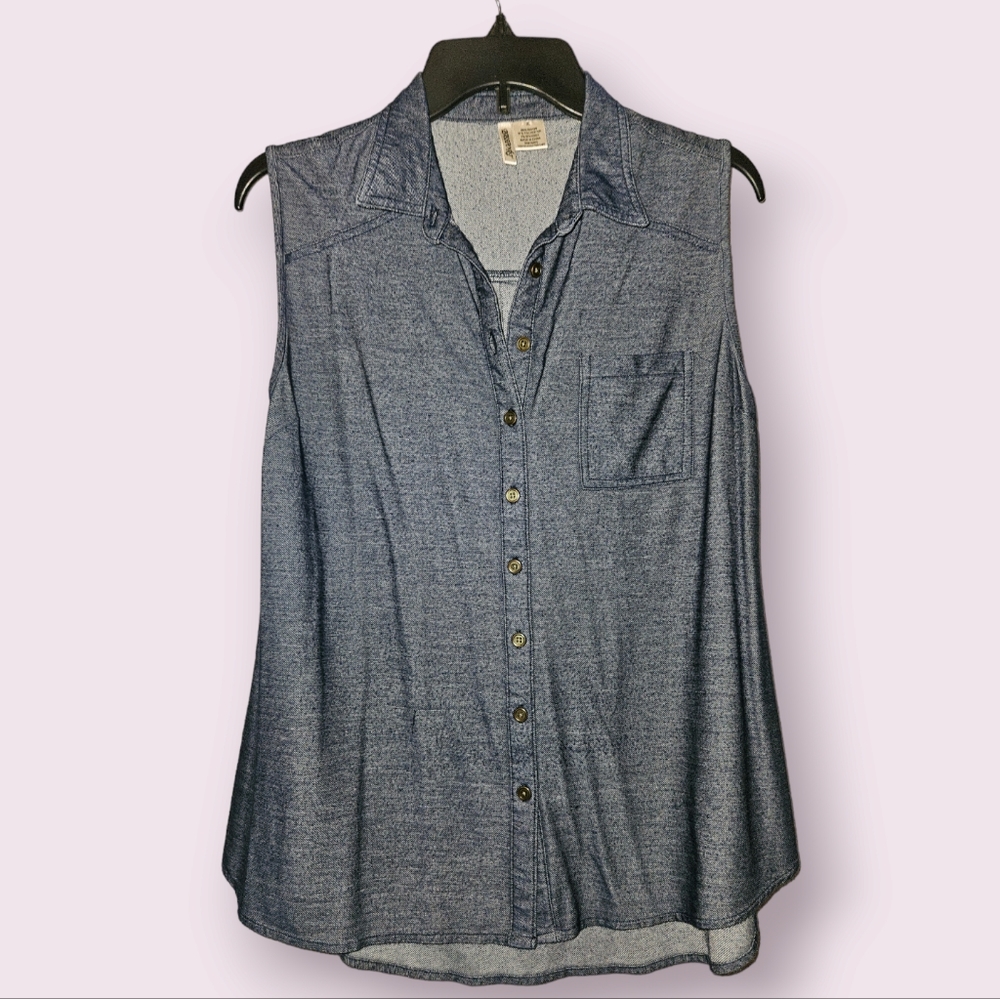 XL Passport knit sleeveless top